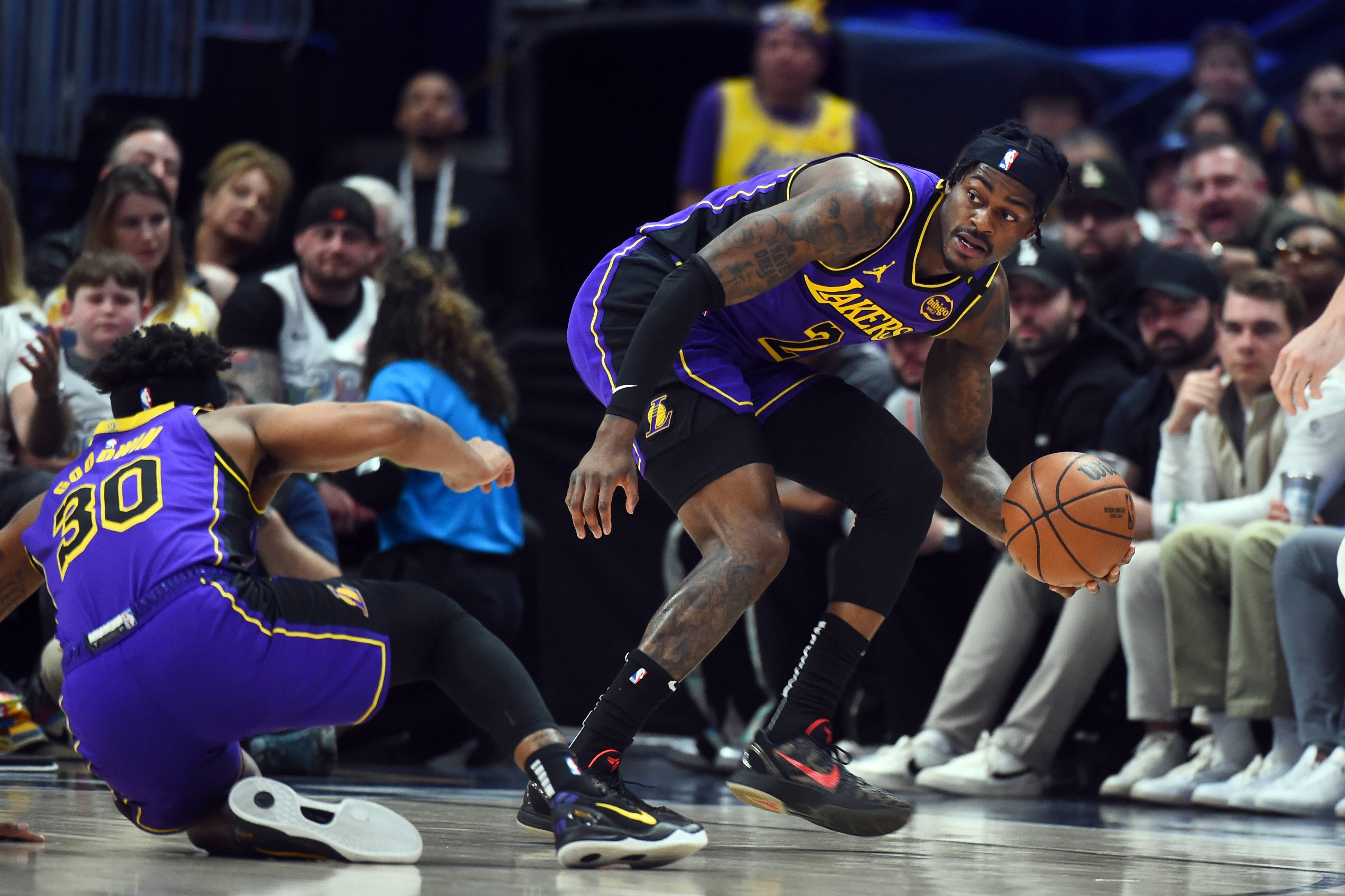 九游体育官方网站-包含湖人新援首秀表现抢眼，替补阵容焕然一新的词条