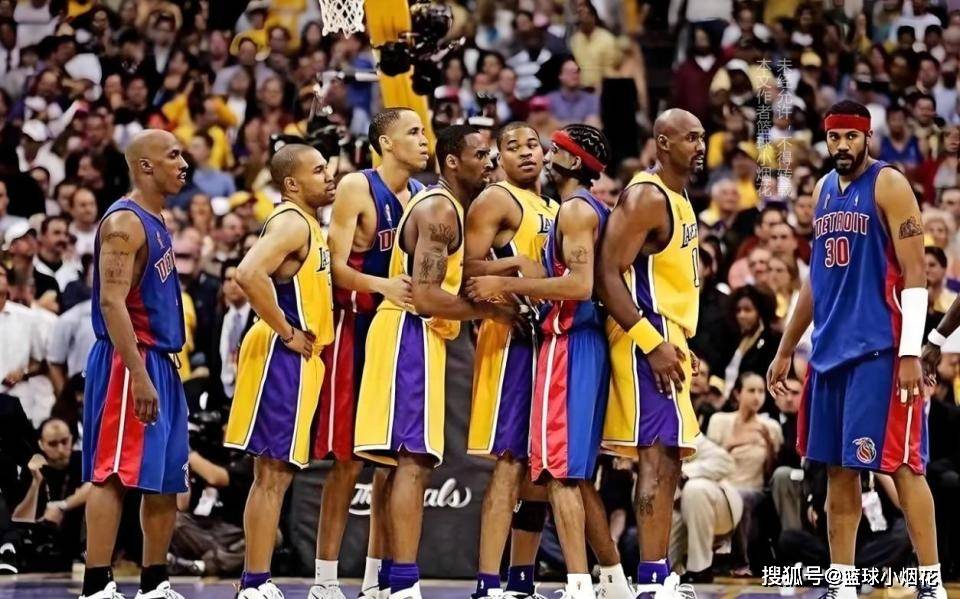 九游体育官方-2004年活塞夺冠20周年，平民球队的奇迹