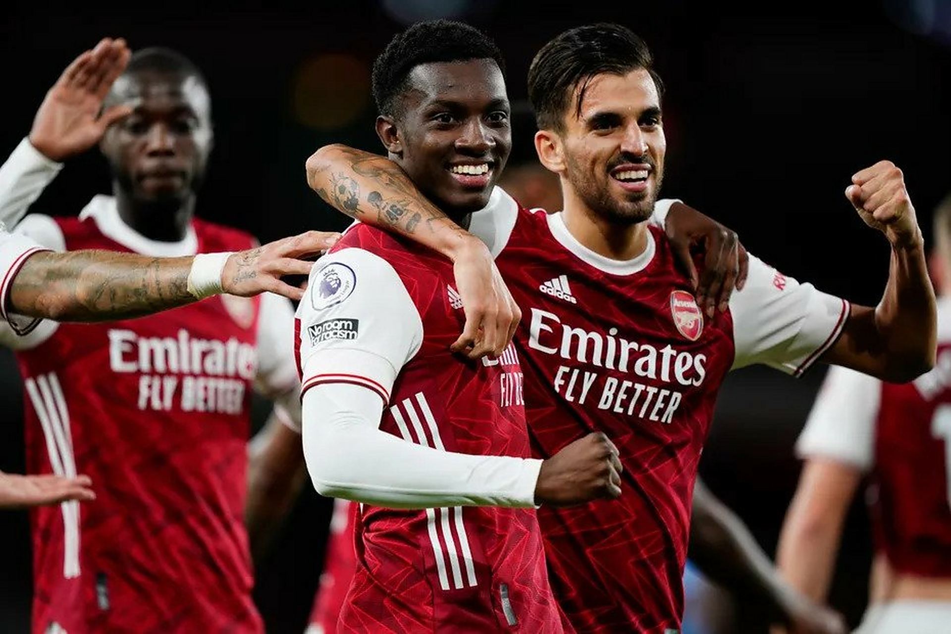 九游体育app官网-冬季赛程对比：英超圣诞大战独树一帜的简单介绍