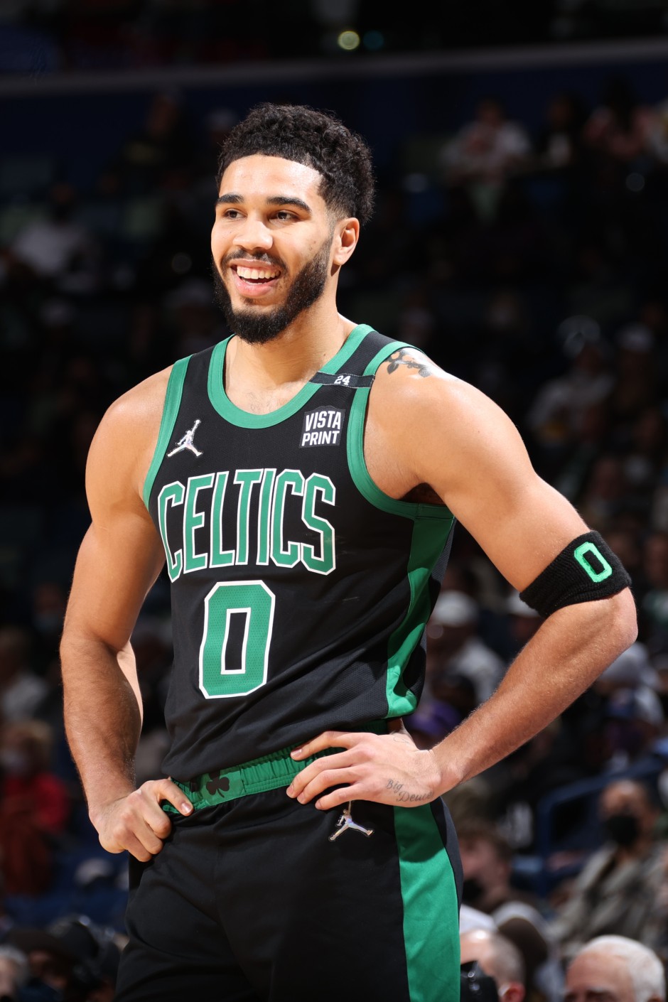 凯尔特人4-2淘汰雄鹿,塔图姆封神之战的简单介绍 凯尔特人4-2淘汰雄鹿,塔图姆封神之战的简单介绍