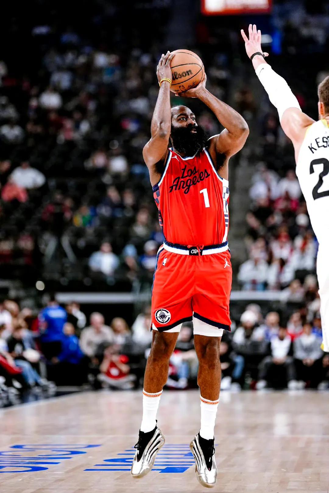 哈登单场20助攻,76人进攻火力全开的简单介绍 哈登单场20助攻,76人进攻火力全开的简单介绍