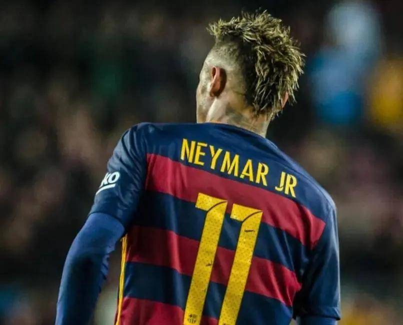 关于内马尔:天赋与争议并存的天才的信息 关于内马尔:天赋与争议并存的天才的信息