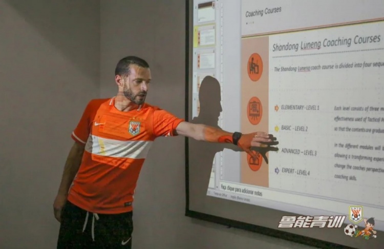 中国篮球青训外教：欧洲教练带来新理念