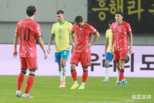 关于三中卫体系：现代足球的新趋势？的信息